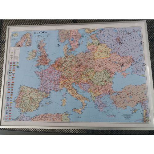  Európa falitérkép keretezett - plexi lappal - 70x50 cm Európa térkép közigazgatási magyar nyelvű