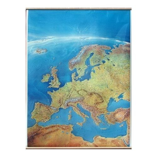  Európa falitérkép satelit faléces 100 x 140 cm Európa panorámatérkép, kézzel festett